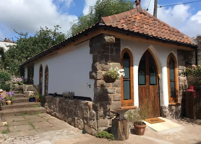 The Hideaway - A Charming, Unique Retreat In Long Ashton, Bristol