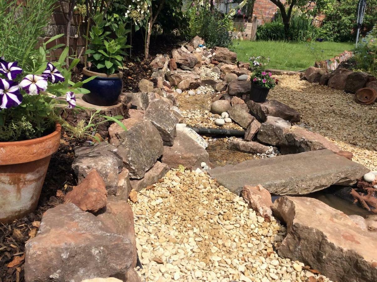 The Hideaway - A Charming, Unique Retreat In Long Ashton, * Bristol